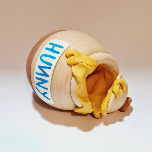 Hunny Pot - Pooh's tipped over fondant honey pot